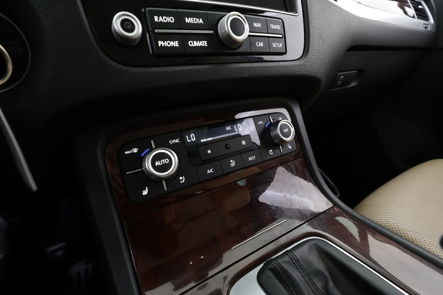 Volkswagen Touareg vaihtoauto