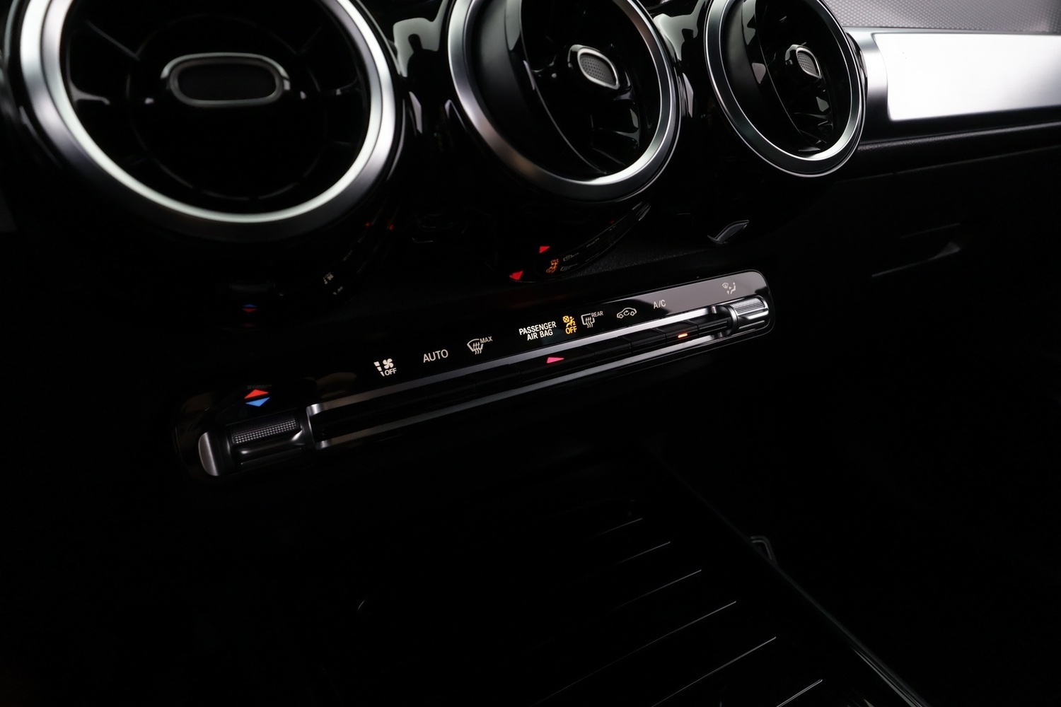 Mercedes-Benz GLB vaihtoauto