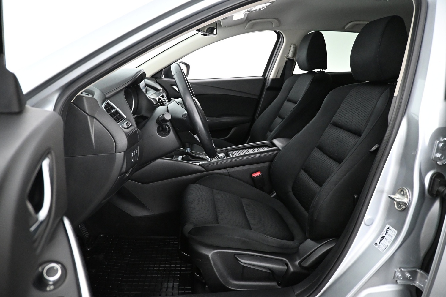 Mazda 6 vaihtoauto