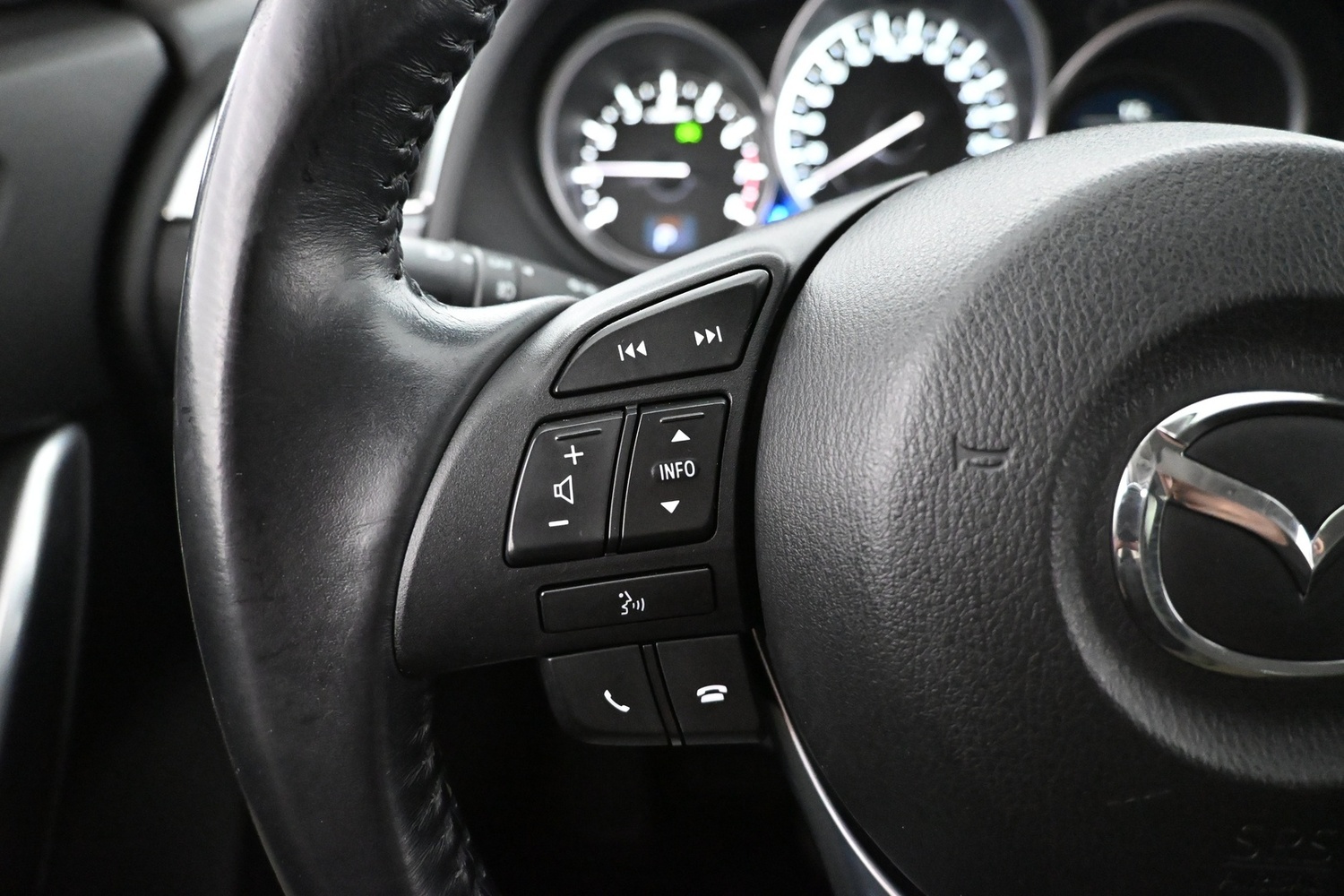 Mazda 6 vaihtoauto