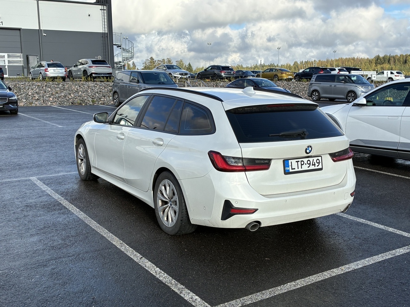 BMW 318 vaihtoauto