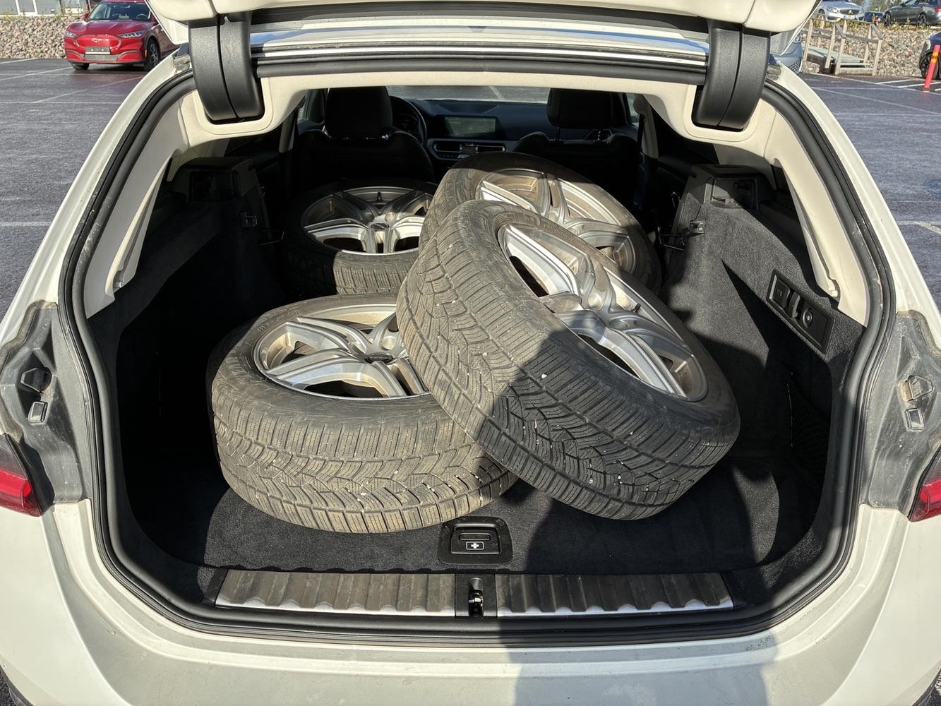 BMW 318 vaihtoauto