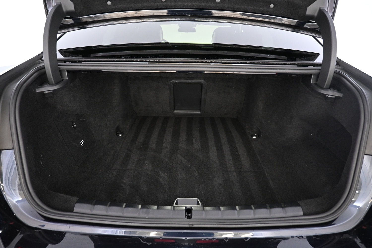 BMW i7 vaihtoauto