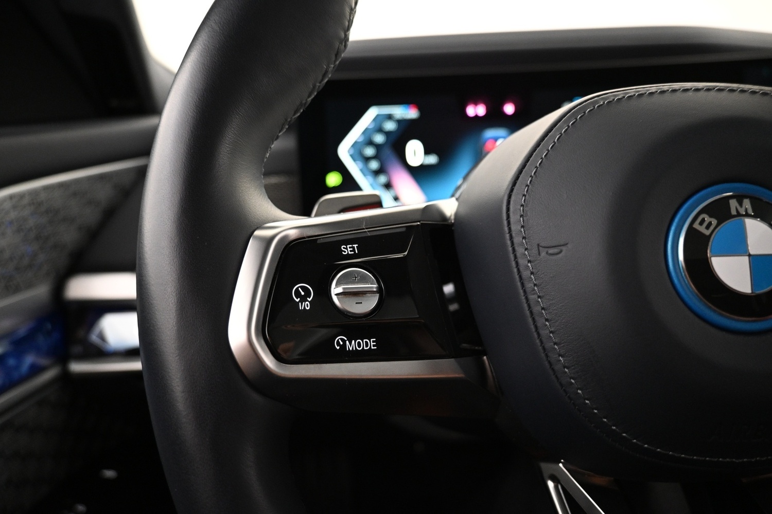 BMW i7 vaihtoauto