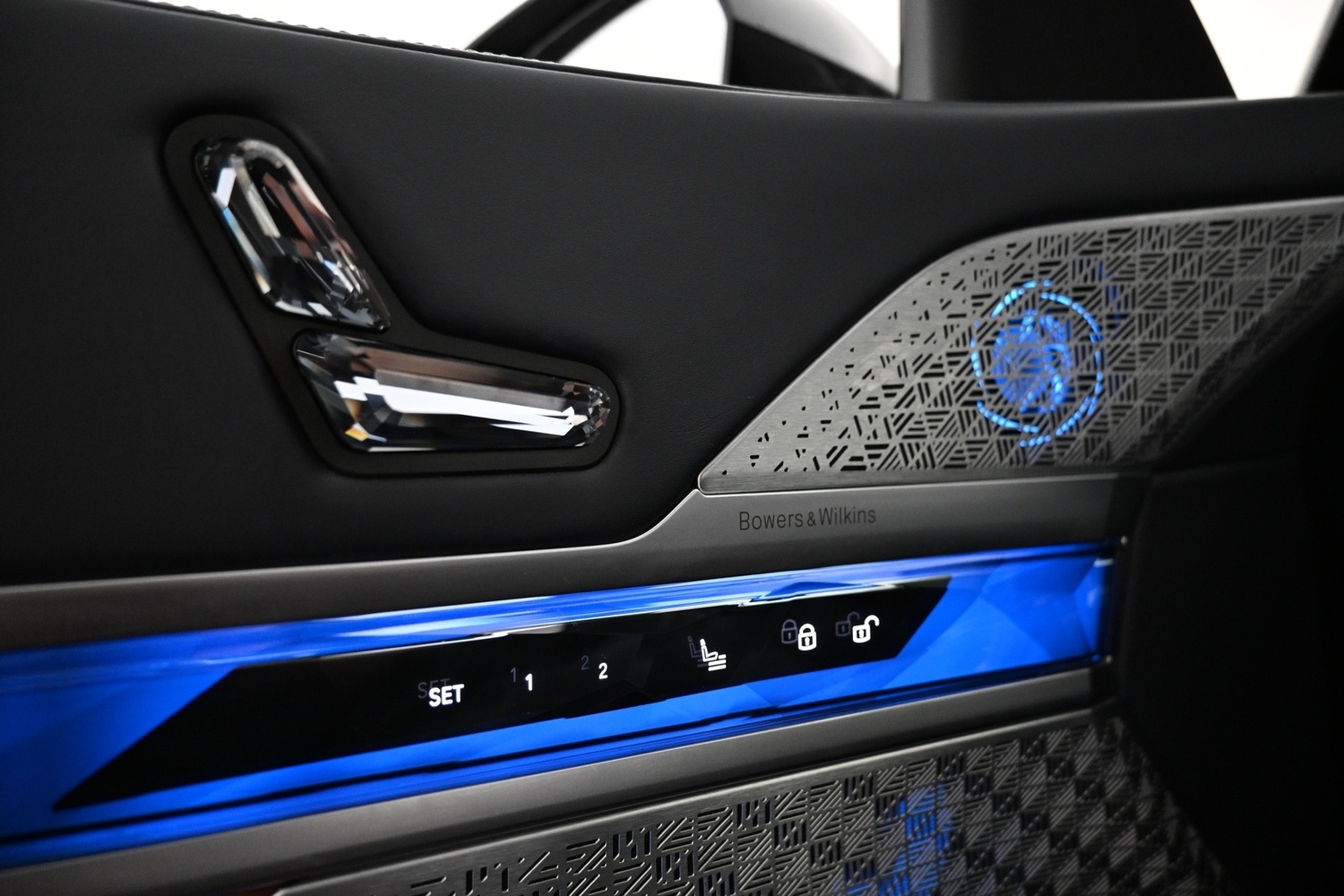 BMW i7 vaihtoauto