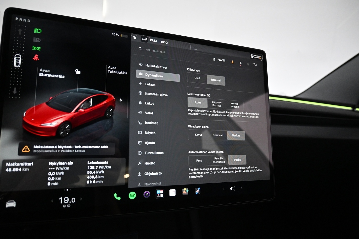 Tesla Model 3 vaihtoauto
