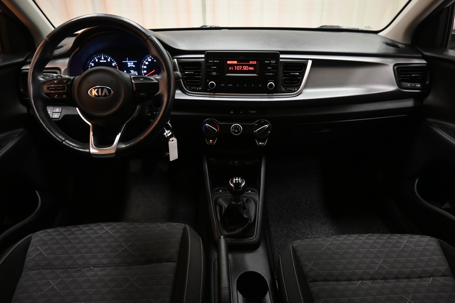 Kia Rio vaihtoauto