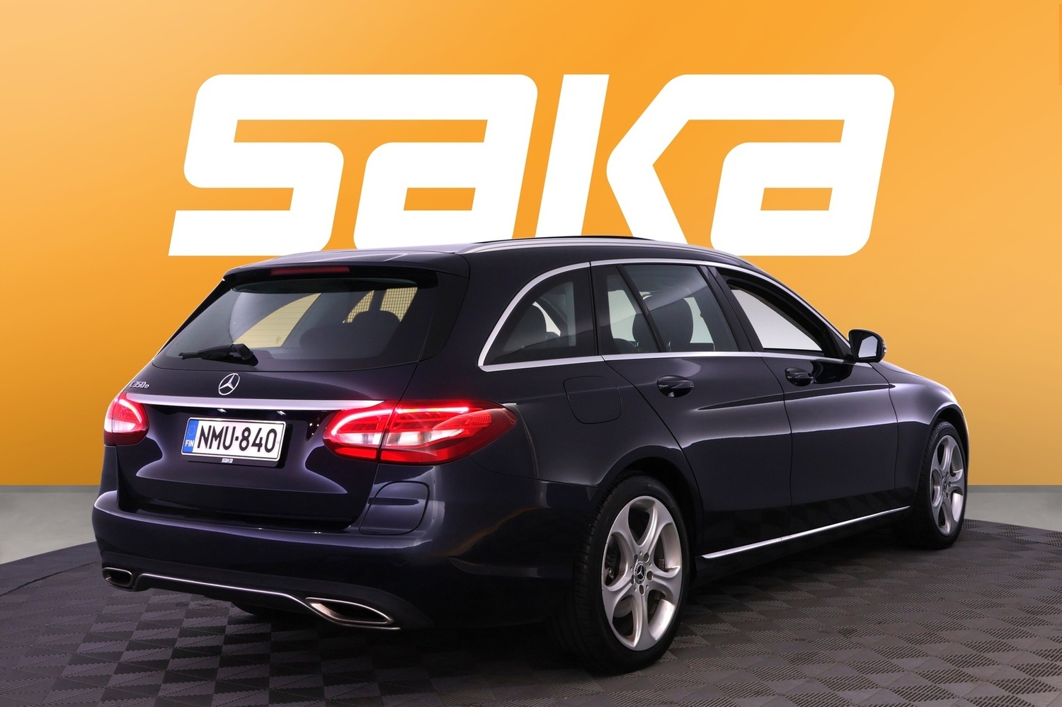 Mercedes-Benz C vaihtoauto
