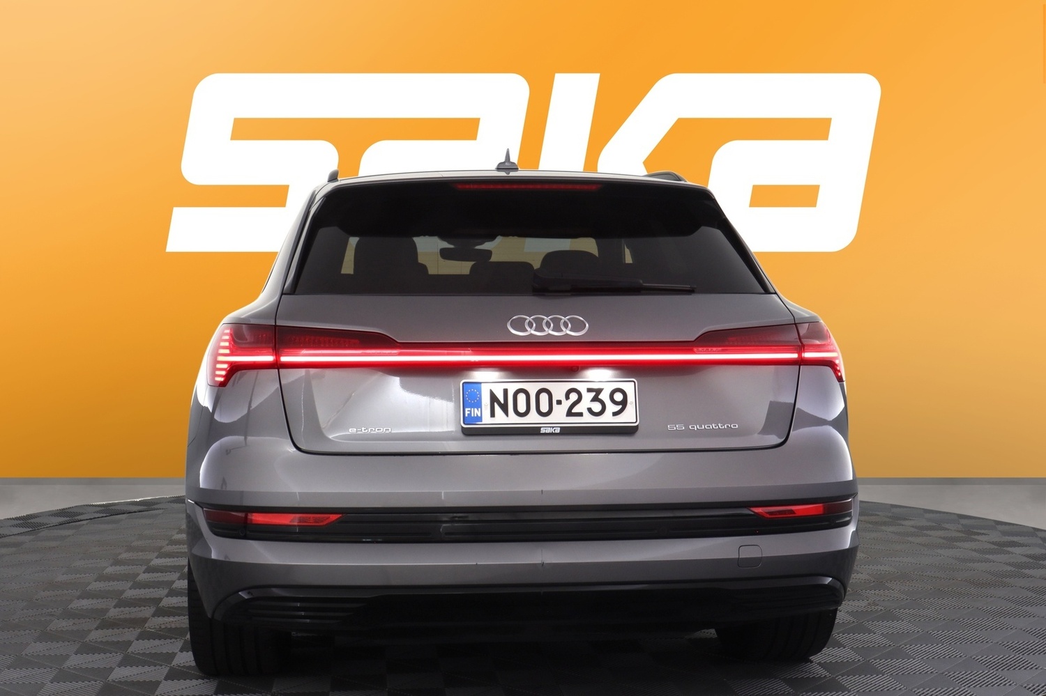 Audi e-tron vaihtoauto
