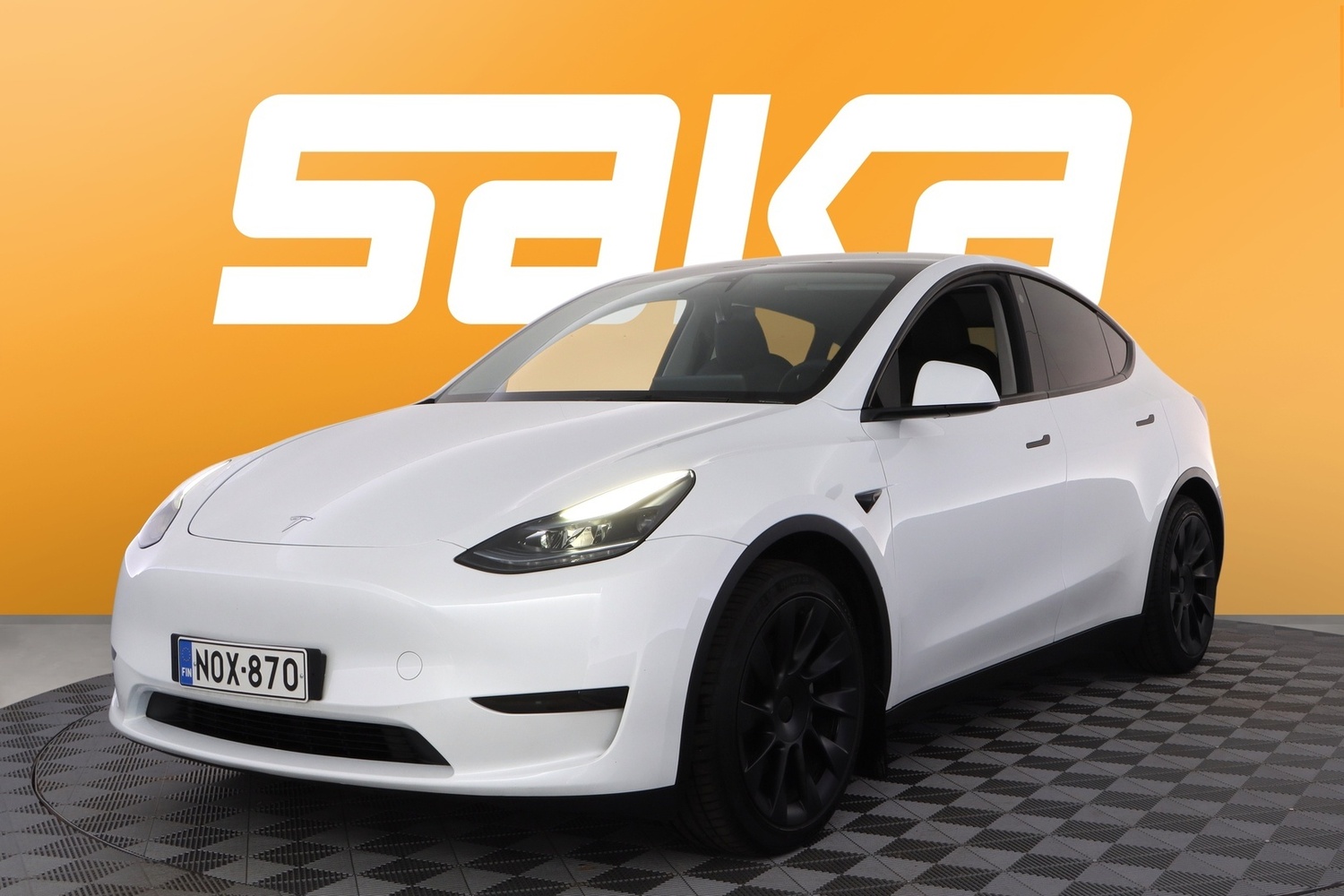 Tesla Model Y vaihtoauto