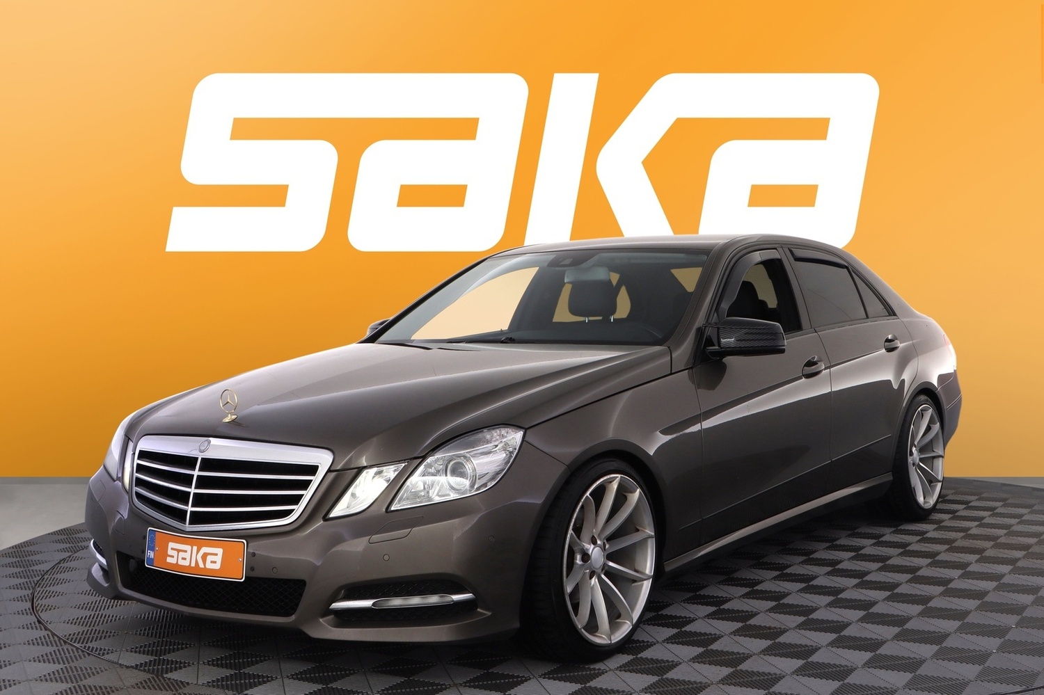 Mercedes-Benz E vaihtoauto