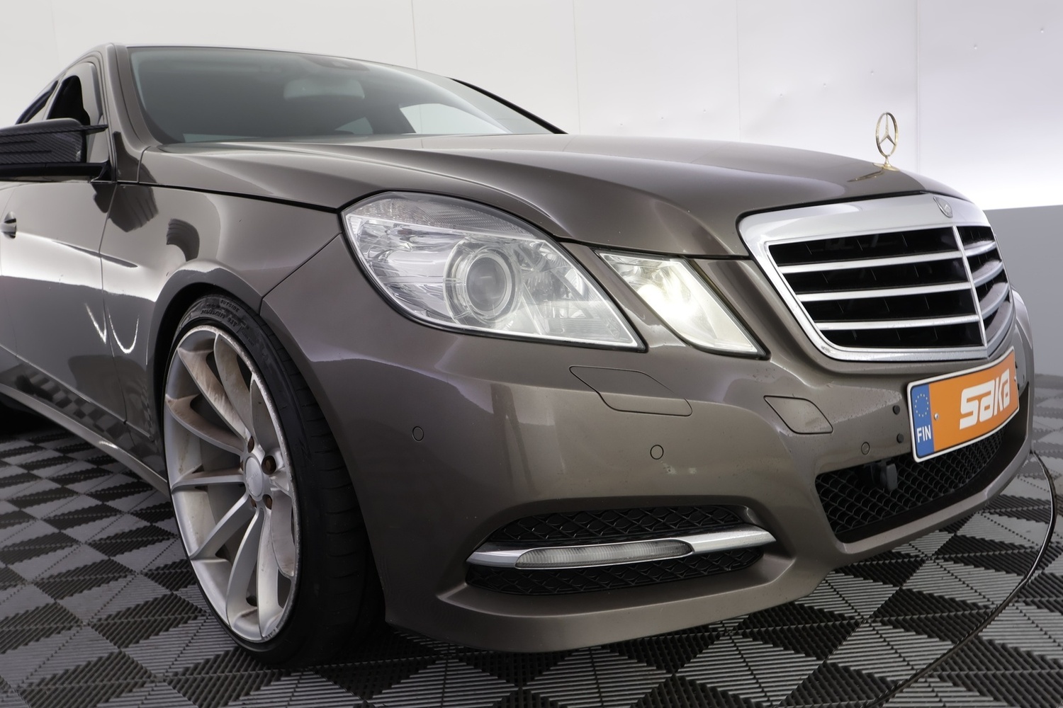 Mercedes-Benz E vaihtoauto