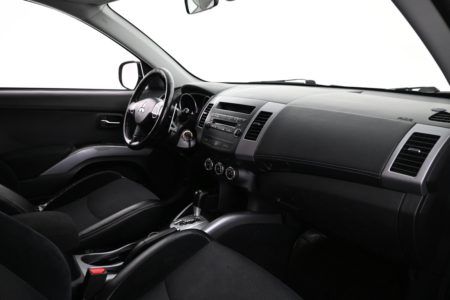 Mitsubishi Outlander vaihtoauto