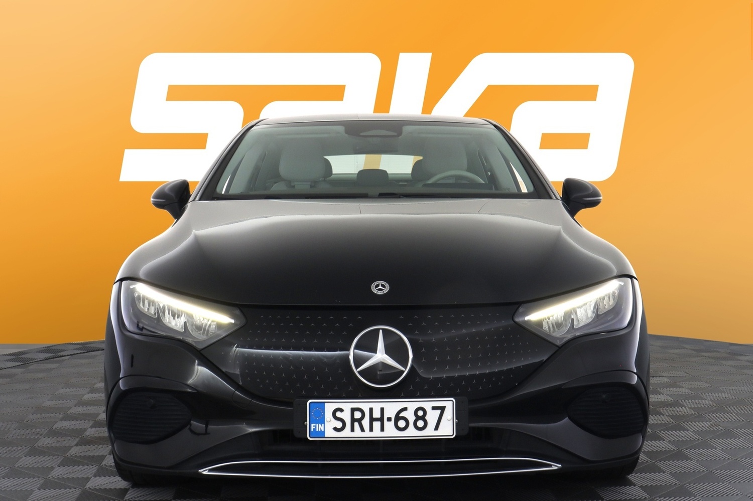 Mercedes-Benz EQE vaihtoauto