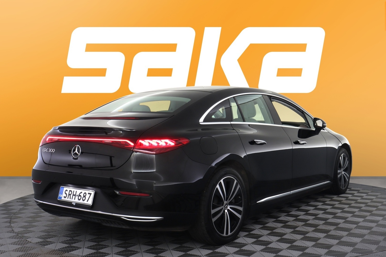 Mercedes-Benz EQE vaihtoauto