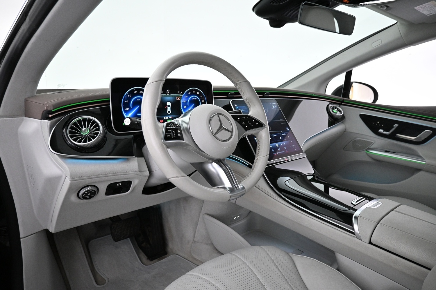 Mercedes-Benz EQE vaihtoauto