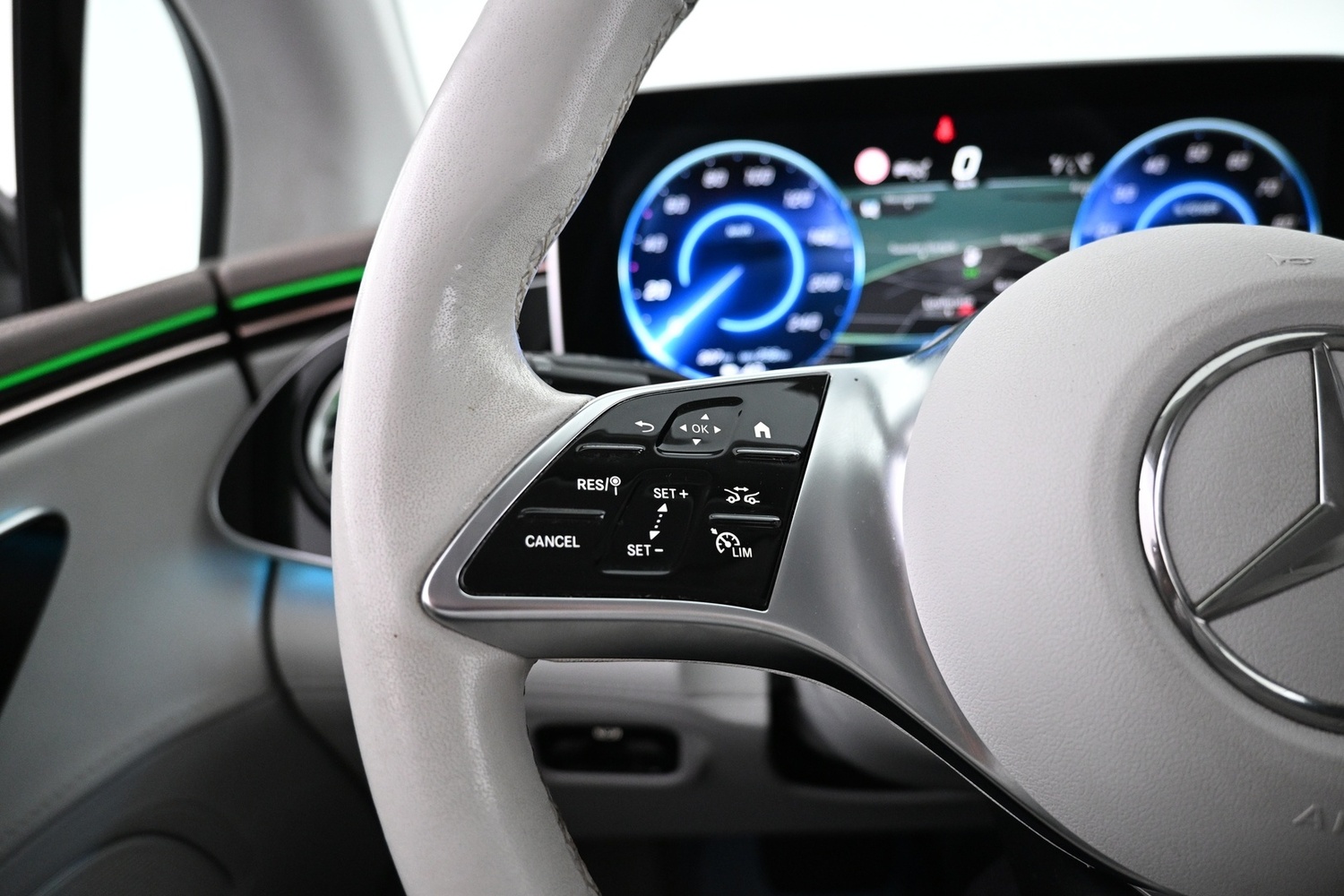Mercedes-Benz EQE vaihtoauto