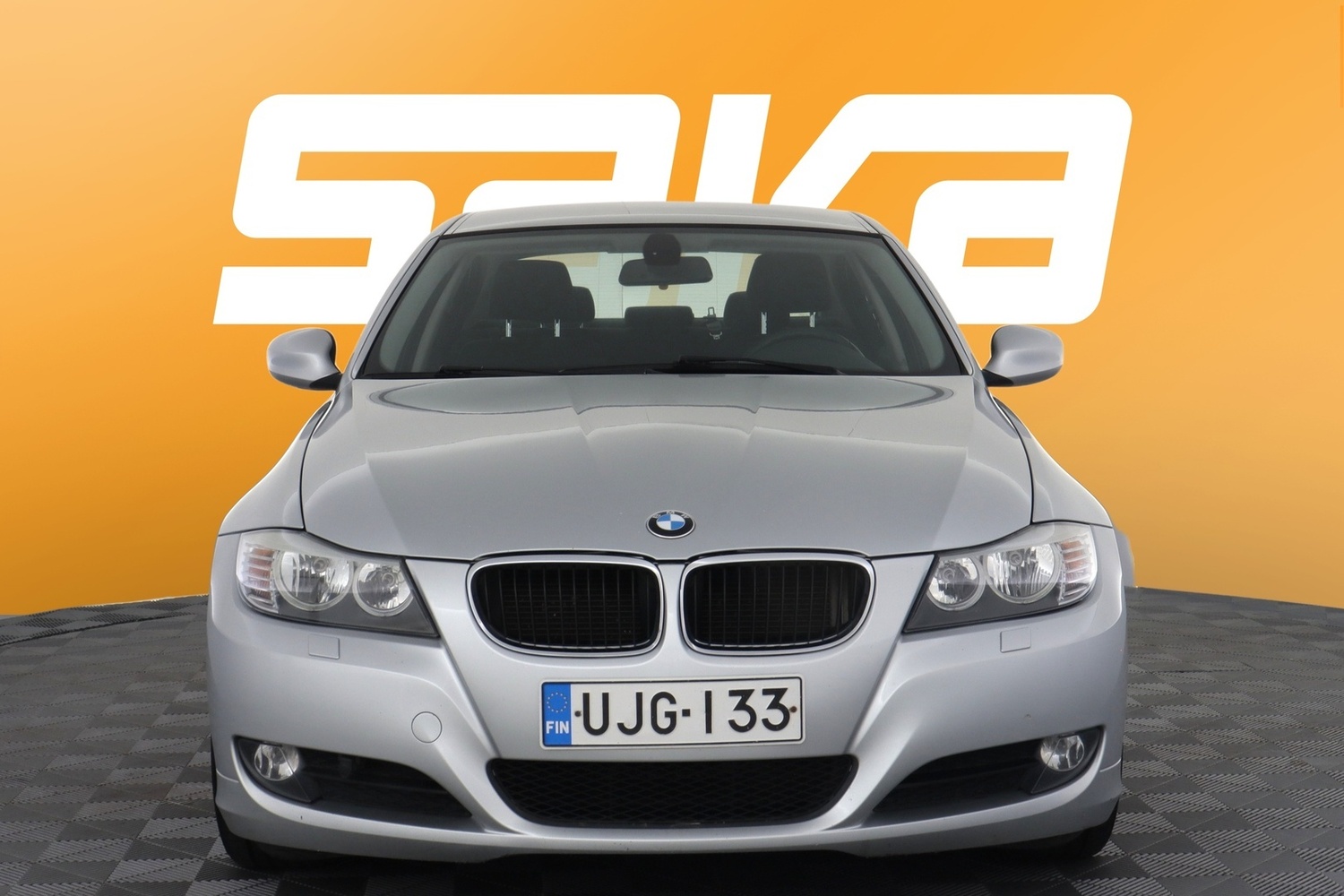 BMW 320 vaihtoauto