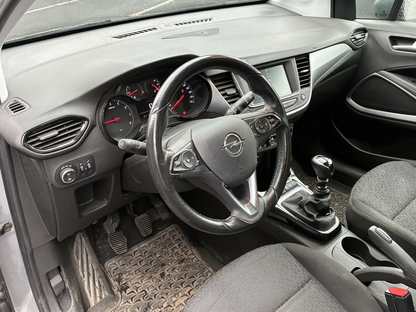 Opel Crossland X vaihtoauto