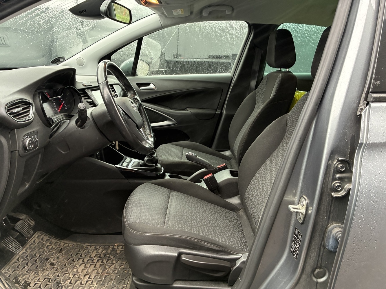 Opel Crossland X vaihtoauto