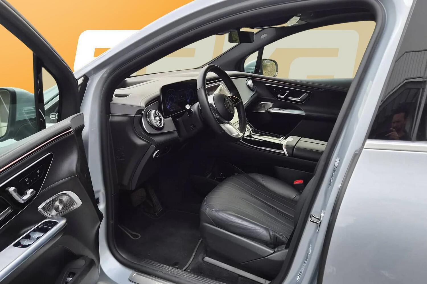 Mercedes-Benz EQE vaihtoauto