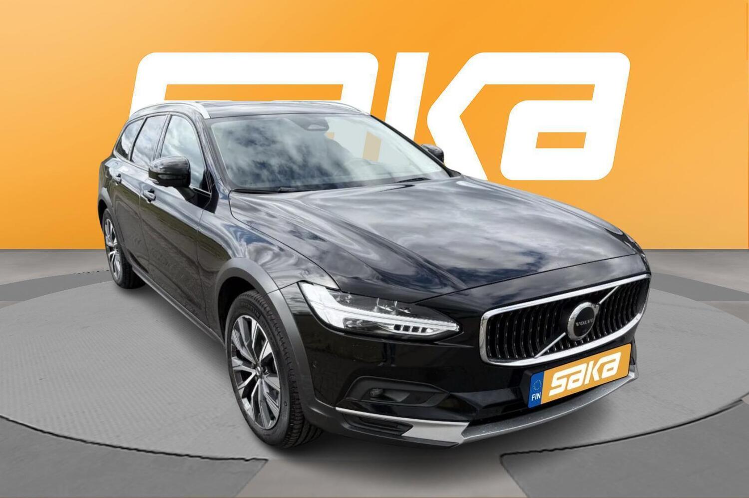 Volvo V90 Cross Country vaihtoauto