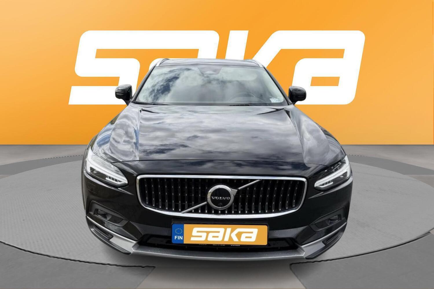 Volvo V90 Cross Country vaihtoauto