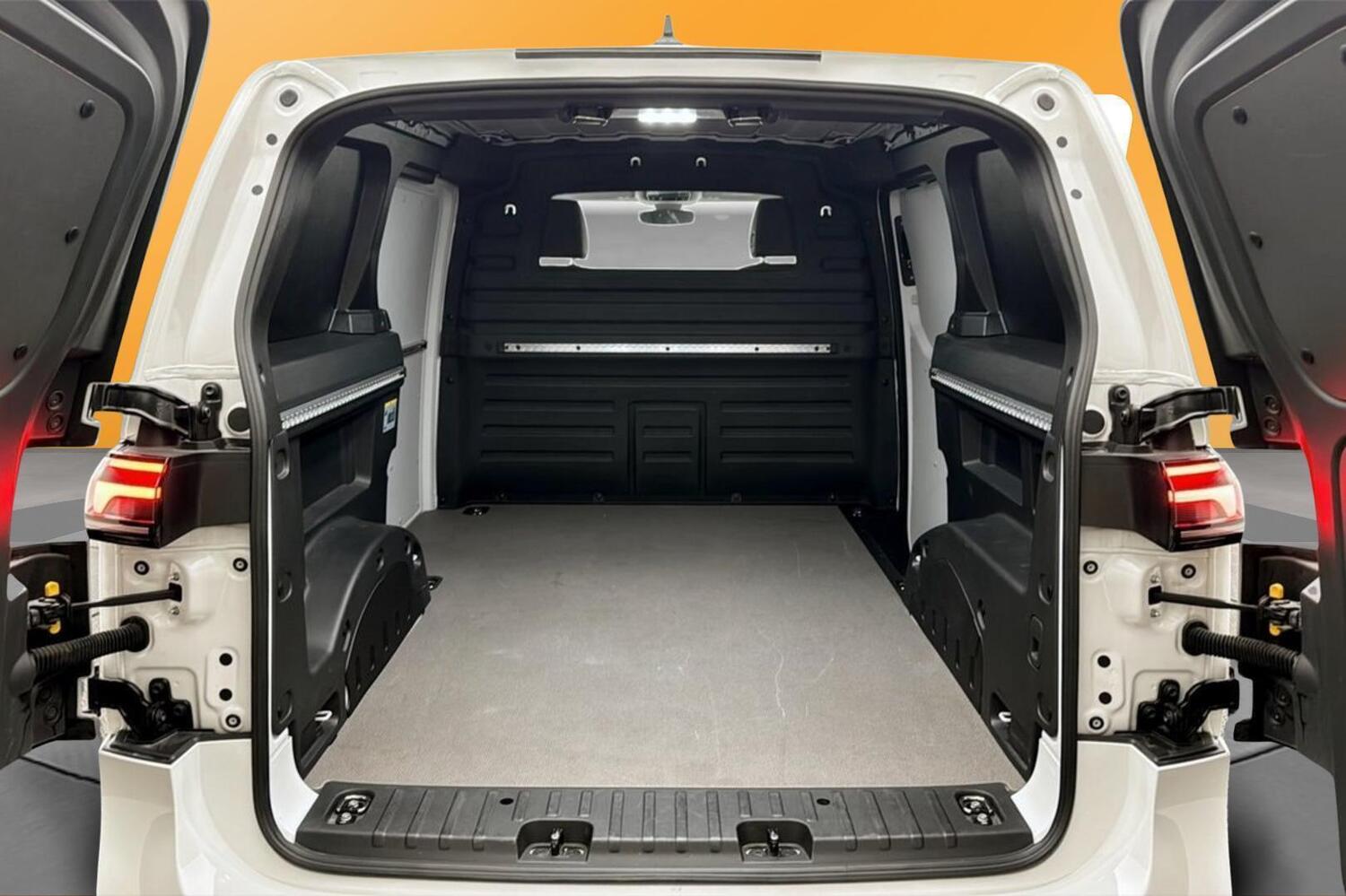 Volkswagen ID. Buzz Cargo vaihtoauto