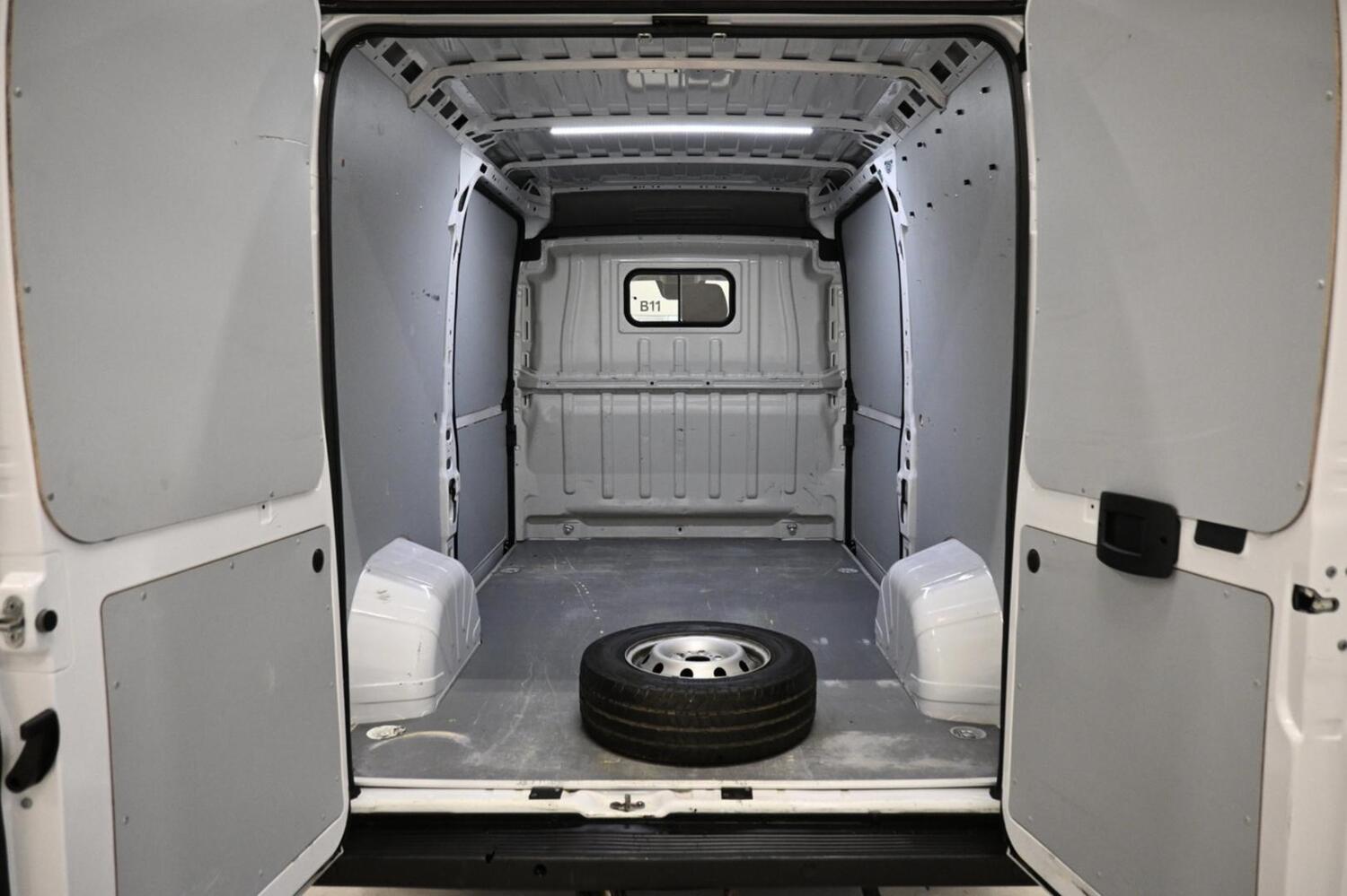 Peugeot Boxer vaihtoauto