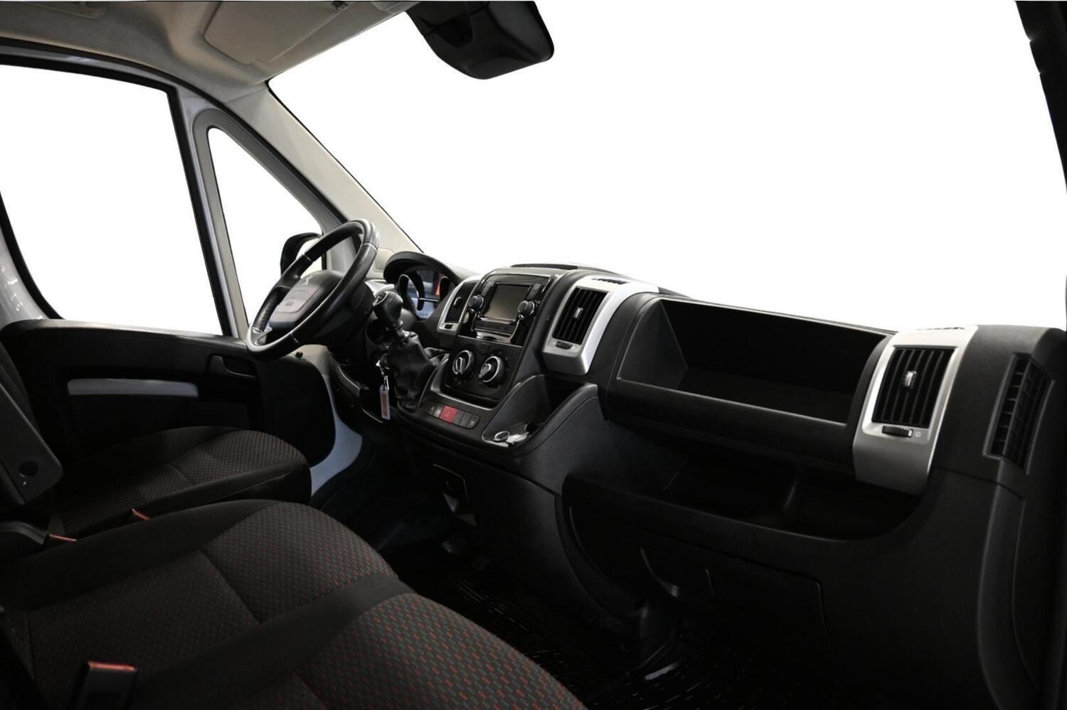 Peugeot Boxer vaihtoauto