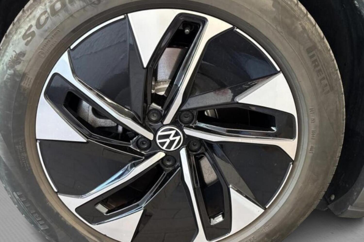 Volkswagen ID.5 vaihtoauto