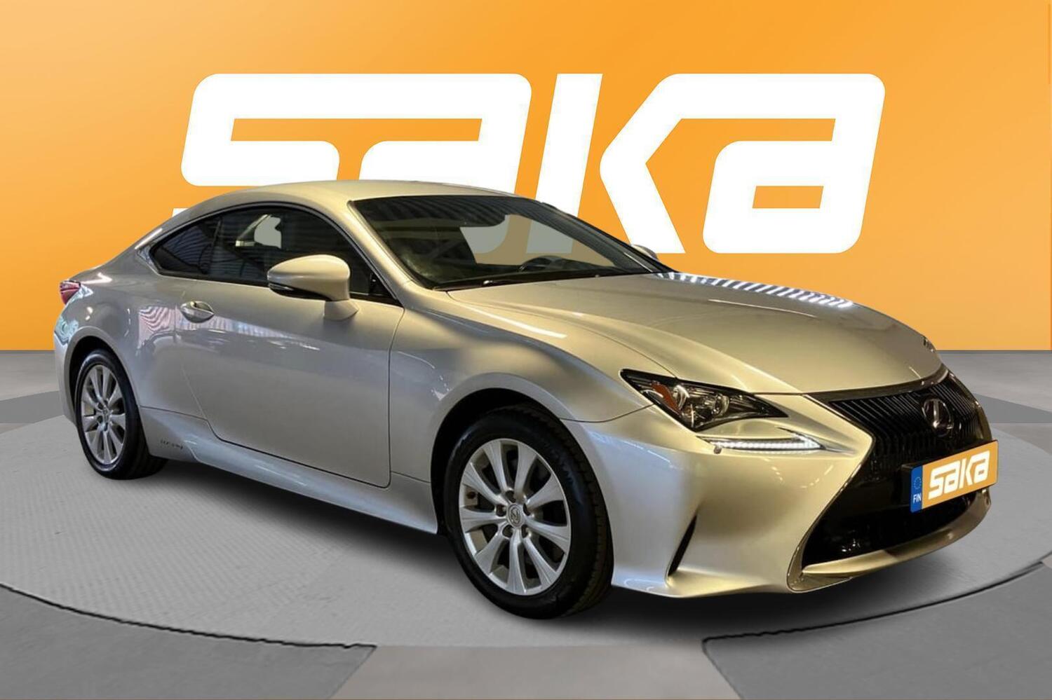 Lexus RC vaihtoauto