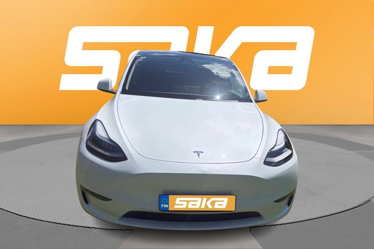Tesla Model Y vaihtoauto
