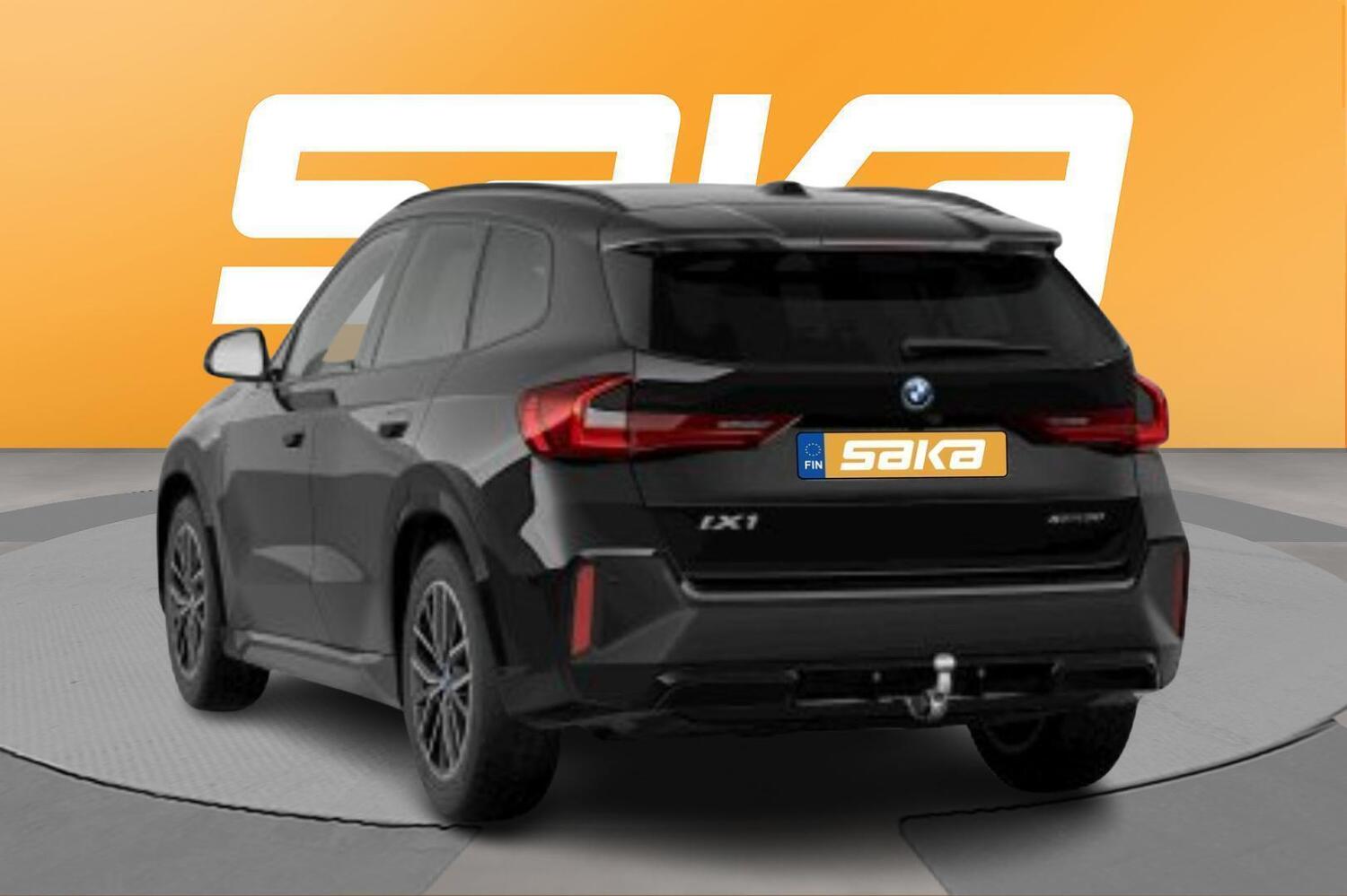 BMW iX1 vaihtoauto