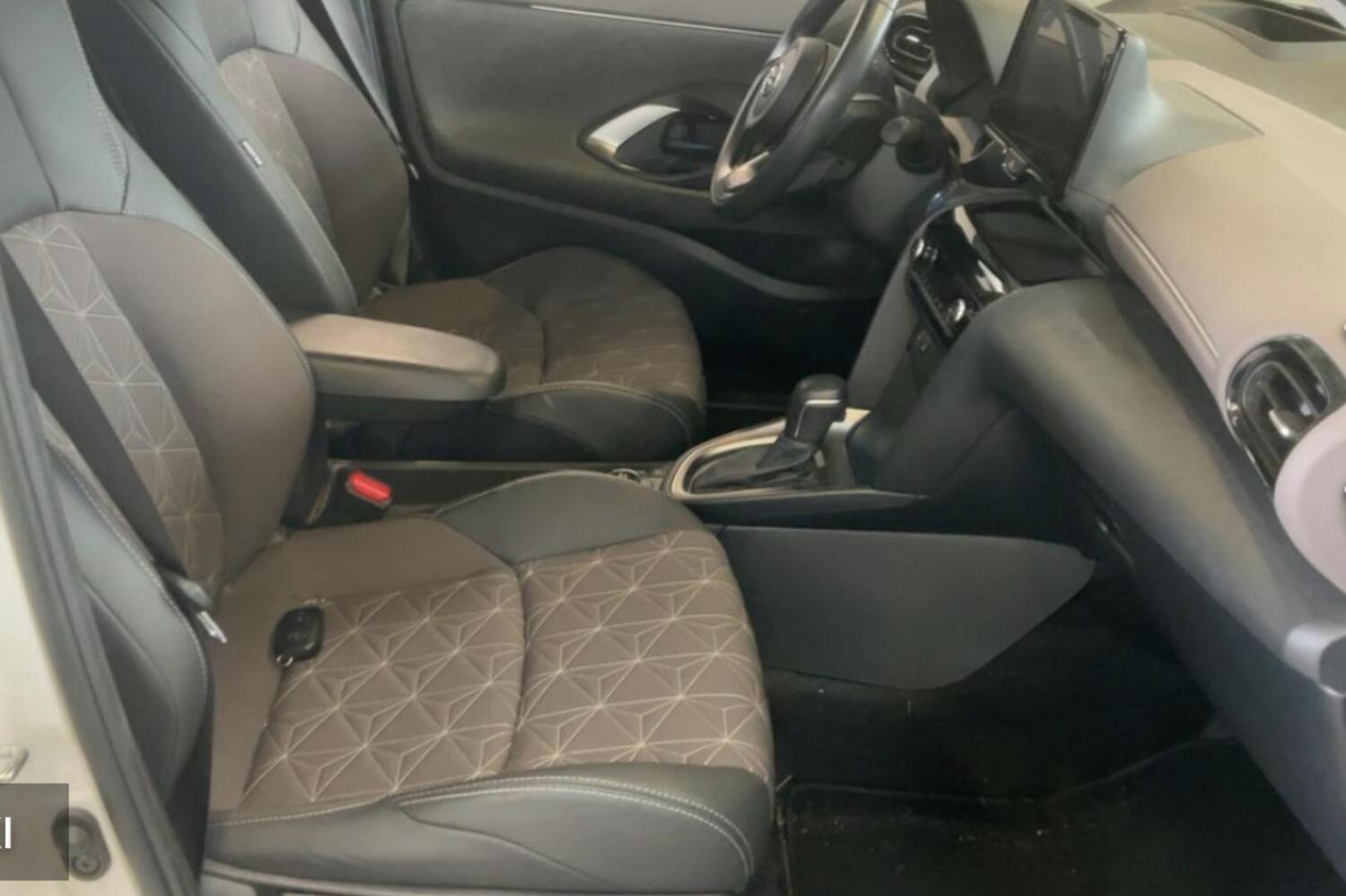 Toyota Yaris Cross vaihtoauto