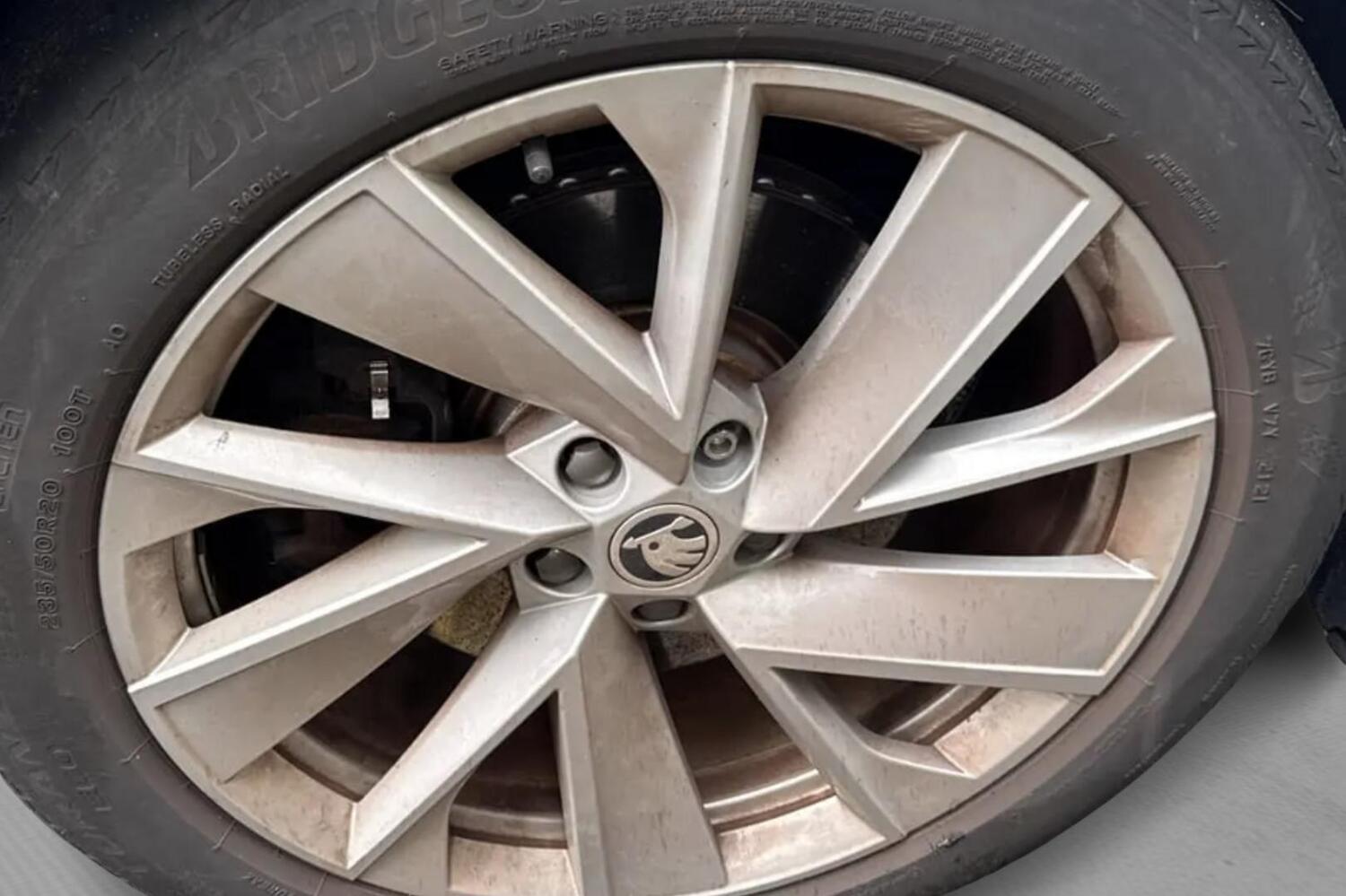 Skoda Enyaq vaihtoauto