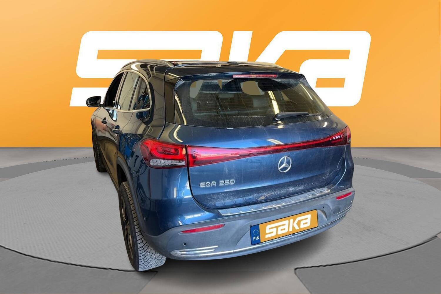 Mercedes-Benz EQA vaihtoauto