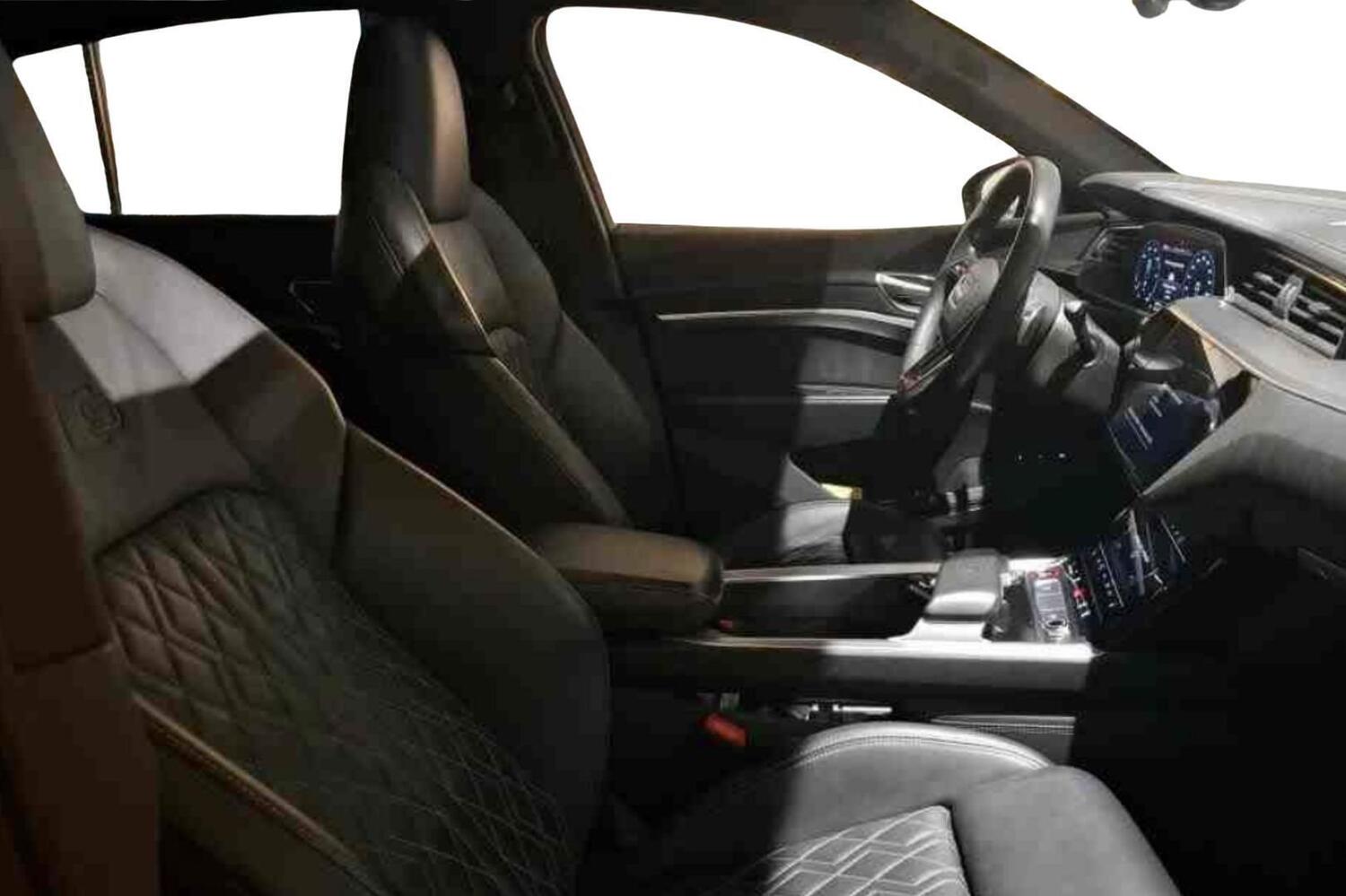 Audi e-tron vaihtoauto