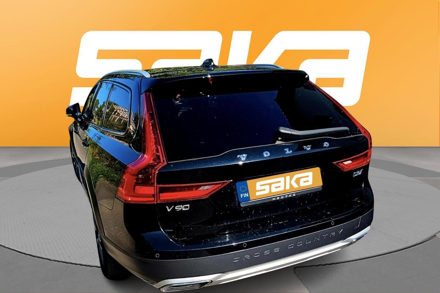 Volvo V90 Cross Country vaihtoauto