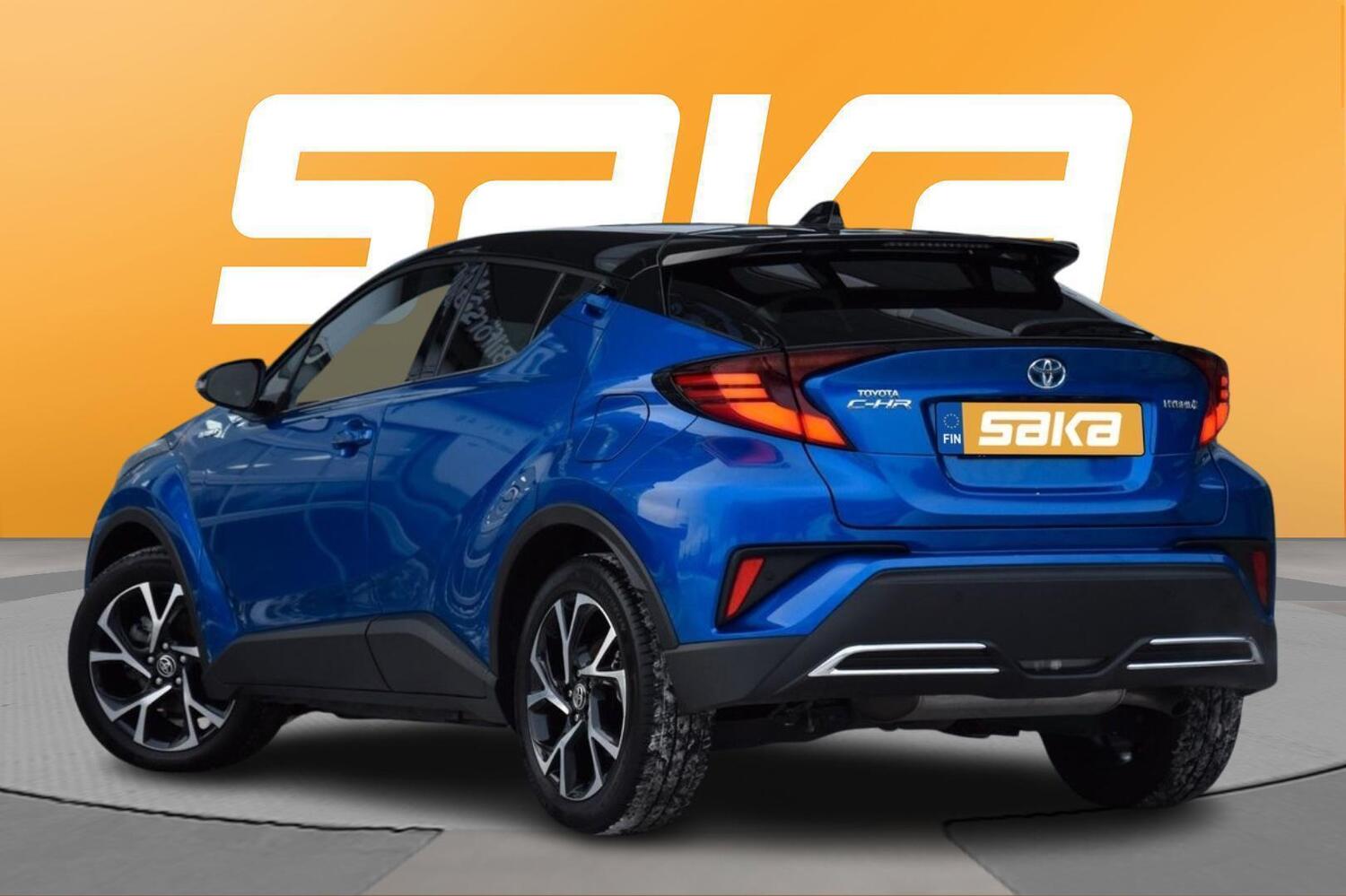 Toyota C-HR vaihtoauto