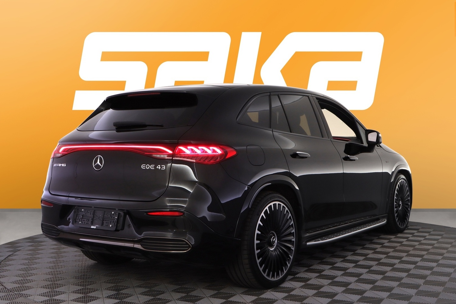 Mercedes-Benz EQE vaihtoauto