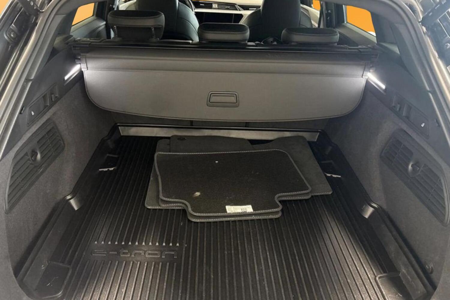 Audi Q8 e-tron vaihtoauto