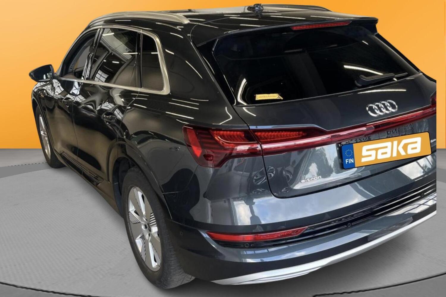 Audi e-tron vaihtoauto