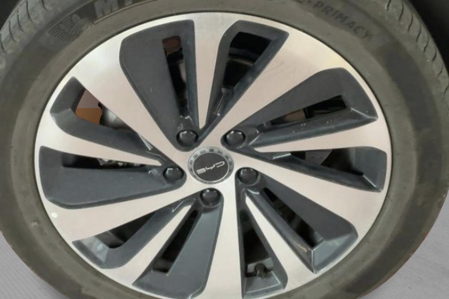 BYD Seal U DM-i vaihtoauto