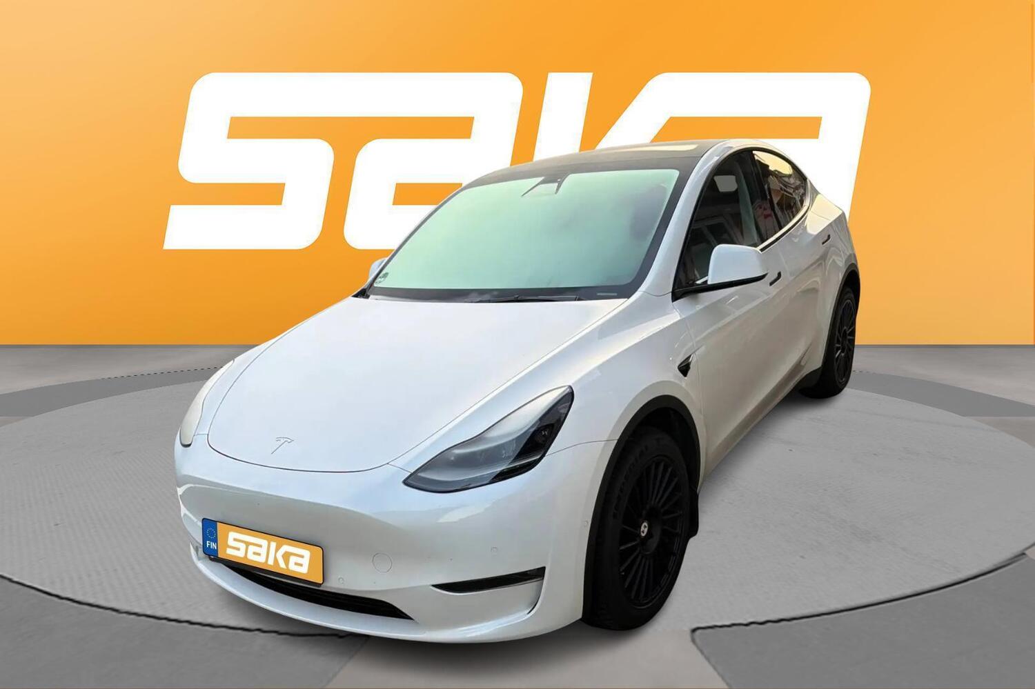 Tesla Model Y vaihtoauto