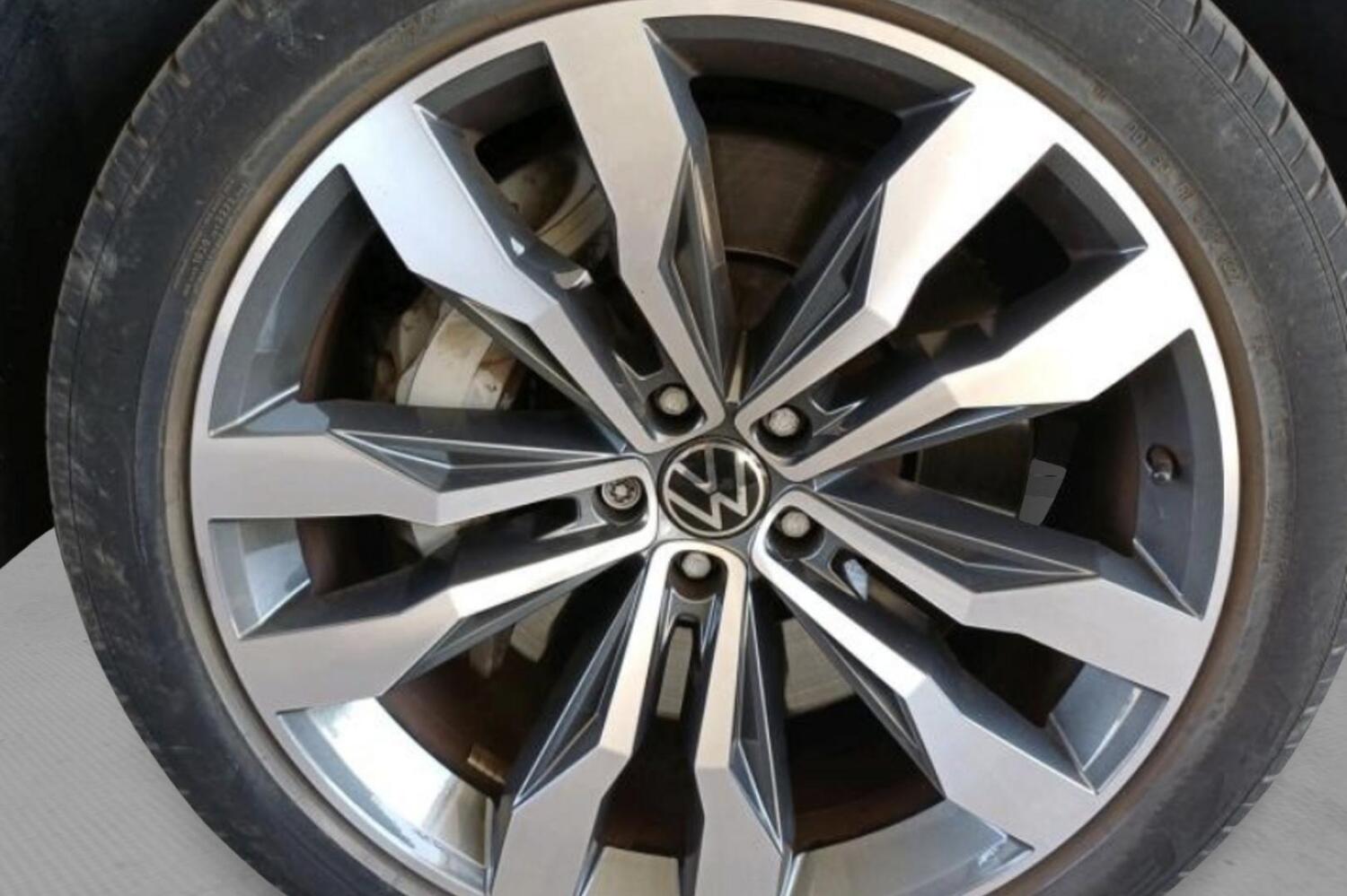 Volkswagen Touareg vaihtoauto