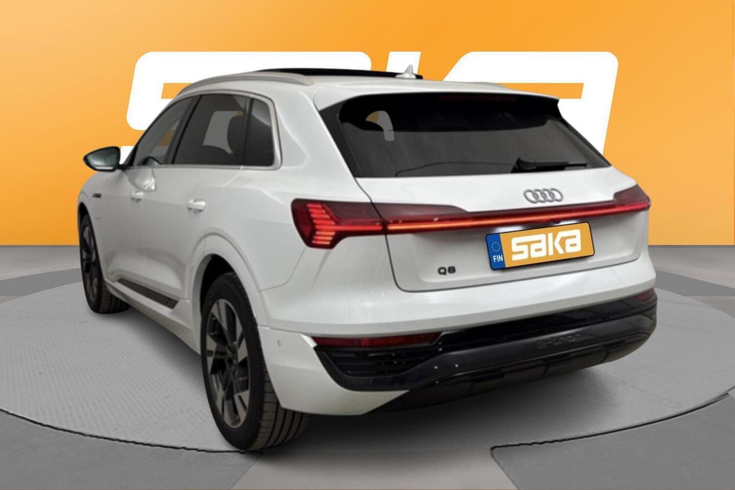 Audi Q8 e-tron vaihtoauto