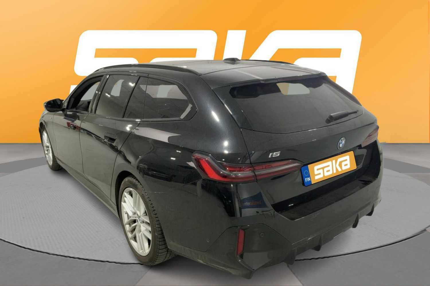 BMW i5 vaihtoauto