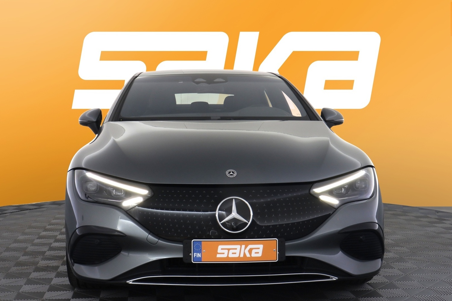 Mercedes-Benz EQE vaihtoauto
