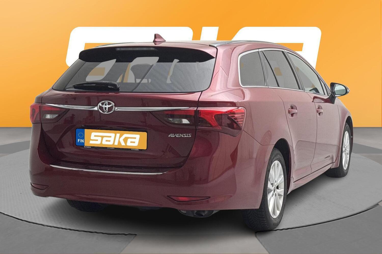 Toyota Avensis vaihtoauto